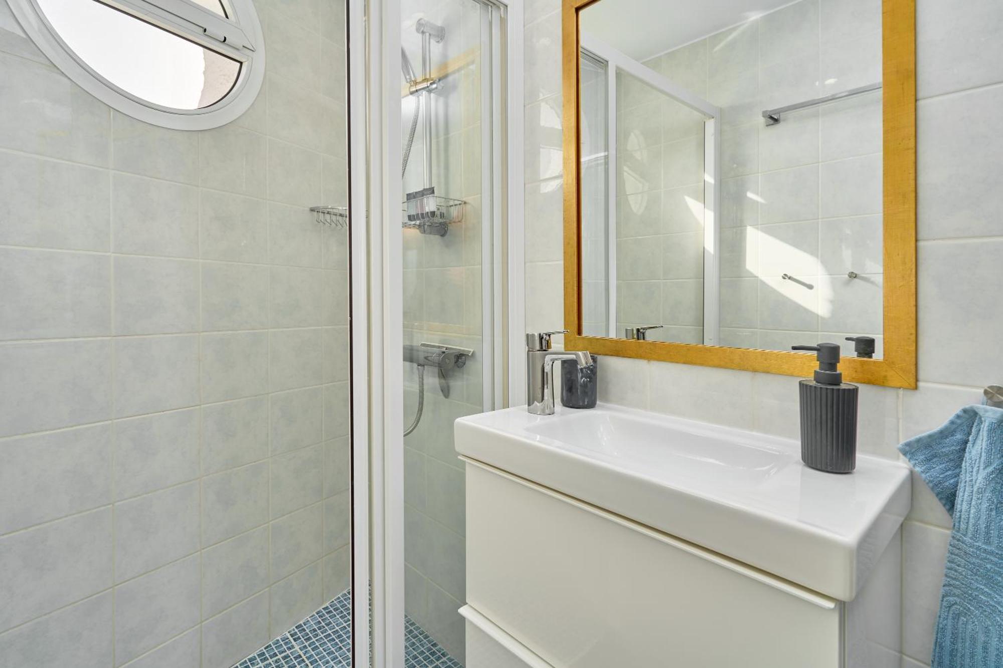 네르하 Spectacular Sea Views, 2 Bed,2 Bath 아파트 외부 사진