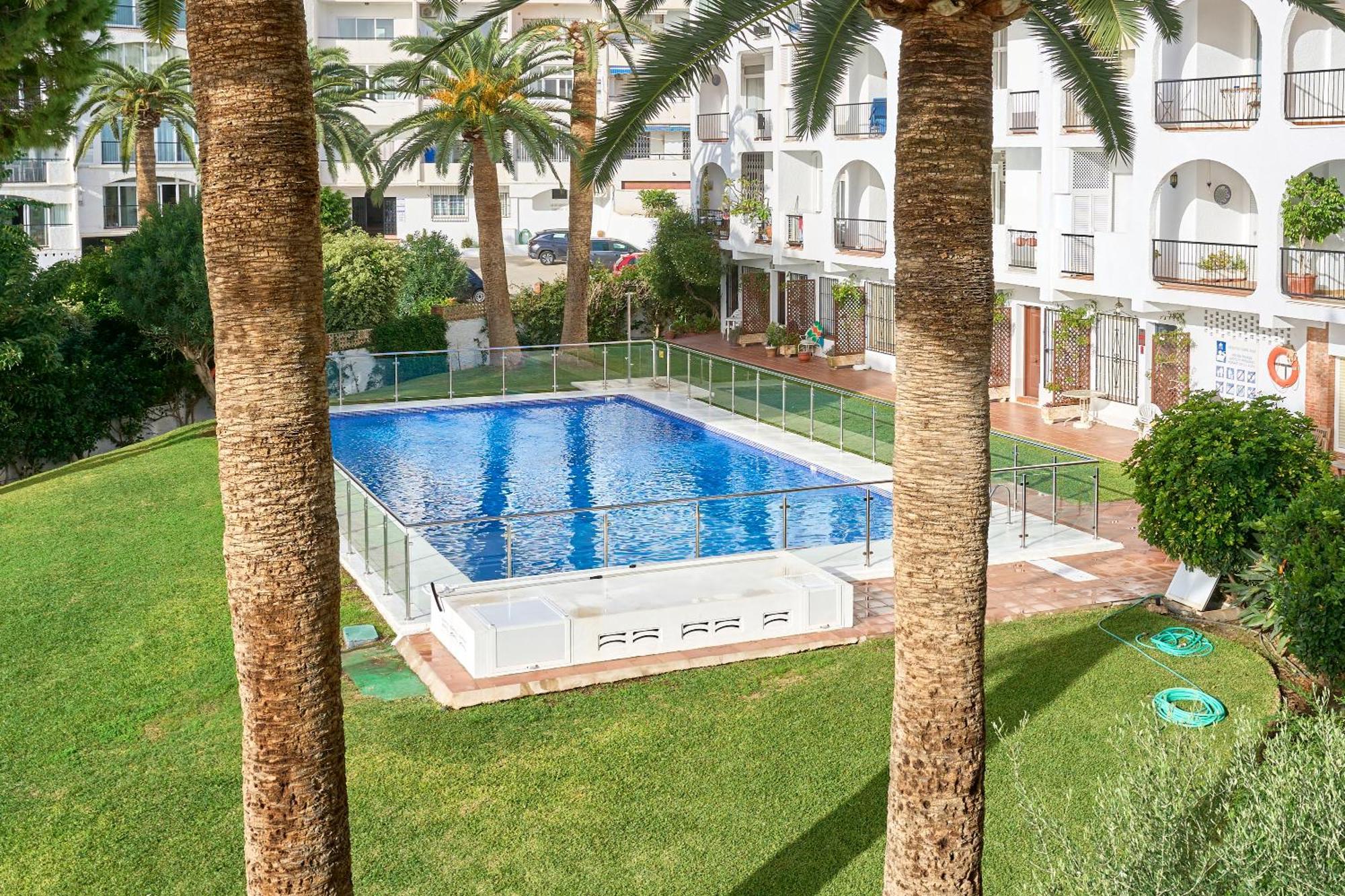 네르하 Spectacular Sea Views, 2 Bed,2 Bath 아파트 외부 사진